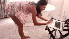 Redare Sex cu doua amice ce fac si ele ce fac niste lezbience isi dau limbi in pizda