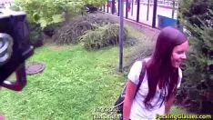 Odtwórz Seks w lesie ze studentem i zboczeńcem - Xvideos