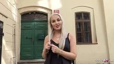 Odtwórz Casting z piękną blondynką dobrze spenetrowaną w cipkę