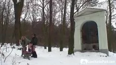 Jouer Quand elle a froid, elle baise et s'enfuit rapidement