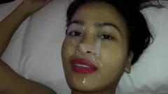 Afspelen Pinay Teen's intense POV poesjebeukende sessie