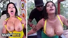 Jouer Latina Avec Gros Cul Et Gros Seins Baisée Sur Le Canapé