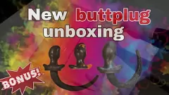 Jouer Énorme collection Buttplug Unboxing: Miss Raven's Femdom Bondage Training Session avec Sex Toys et BDSM