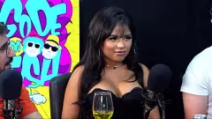 تشغيل الهواة البرازيلي Geovanna Paes يحصل على شدق في المدرسة من أجل pyromaniac